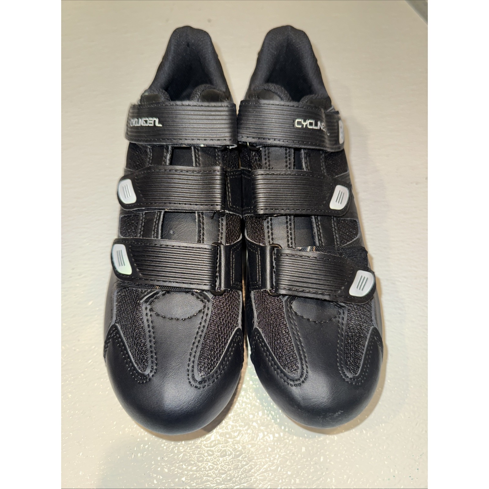 Cyclingdenl Cleets 43 Size Black With White Brand New Condition
